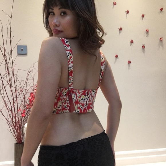 ✨NWT Tigerlily Vnillae Bodic Bra/Bralett Crop Top✨ - Picture 5 of 7